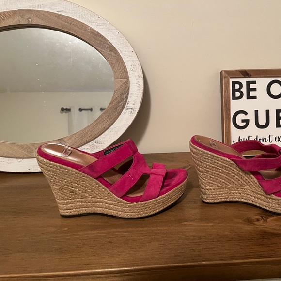 Ugg Tawnie Pink Platform Sandal Suede and Jute size 7 - Picture 3 of 6